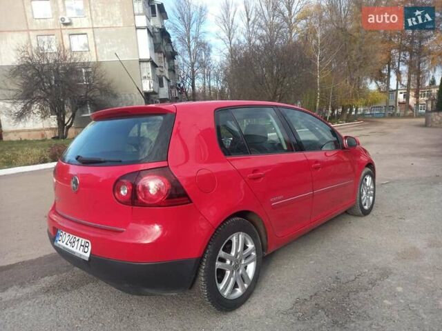 Червоний Фольксваген Гольф, об'ємом двигуна 1.4 л та пробігом 205 тис. км за 4950 $, фото 17 на Automoto.ua