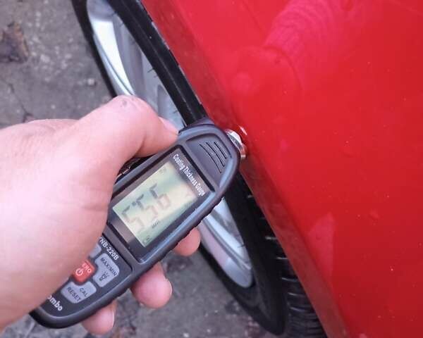 Червоний Фольксваген Гольф, об'ємом двигуна 1.4 л та пробігом 205 тис. км за 4950 $, фото 76 на Automoto.ua