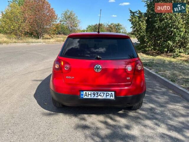 Красный Фольксваген Гольф, объемом двигателя 1.6 л и пробегом 231 тыс. км за 5500 $, фото 5 на Automoto.ua