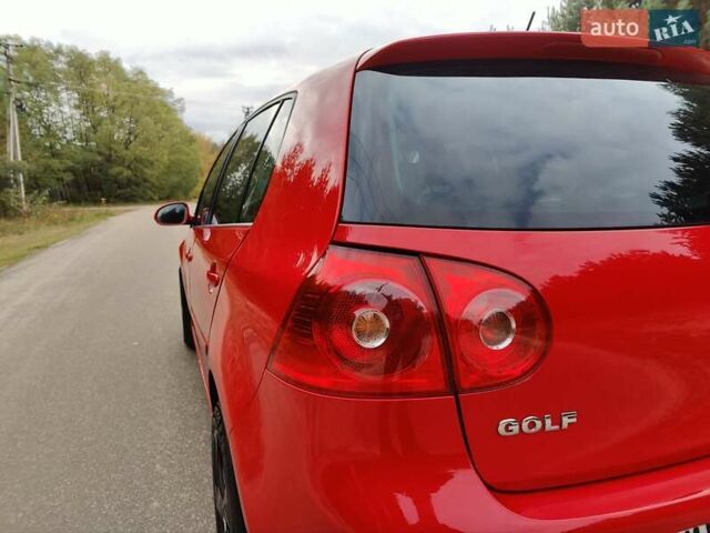 Красный Фольксваген Гольф, объемом двигателя 1.6 л и пробегом 184 тыс. км за 6450 $, фото 26 на Automoto.ua