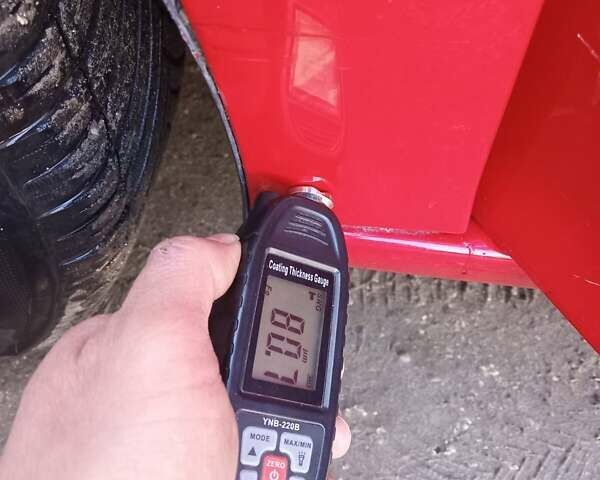 Червоний Фольксваген Гольф, об'ємом двигуна 1.4 л та пробігом 205 тис. км за 4950 $, фото 105 на Automoto.ua