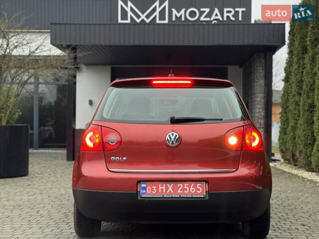 Червоний Фольксваген Гольф, об'ємом двигуна 1.4 л та пробігом 231 тис. км за 5600 $, фото 18 на Automoto.ua