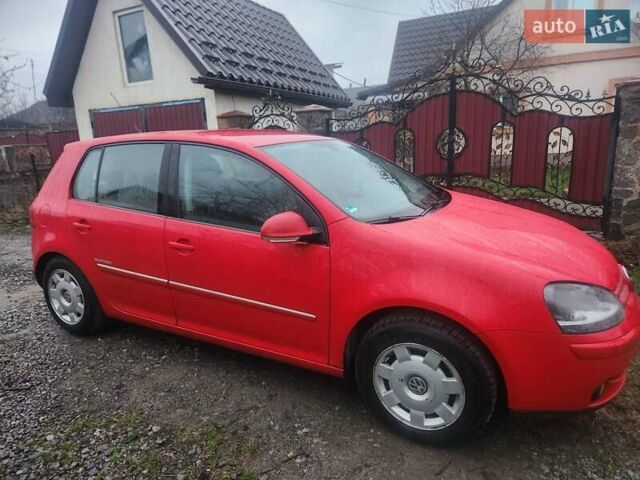 Червоний Фольксваген Гольф, об'ємом двигуна 1.4 л та пробігом 320 тис. км за 5700 $, фото 5 на Automoto.ua