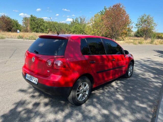 Красный Фольксваген Гольф, объемом двигателя 1.6 л и пробегом 230 тыс. км за 5300 $, фото 5 на Automoto.ua