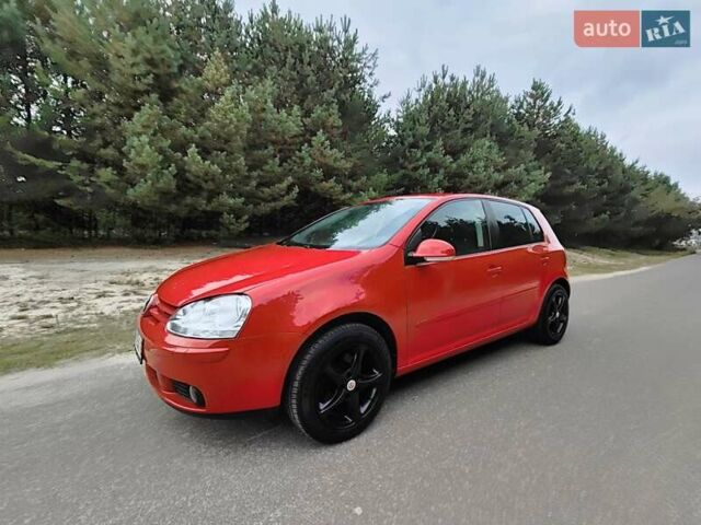 Красный Фольксваген Гольф, объемом двигателя 1.6 л и пробегом 184 тыс. км за 6450 $, фото 13 на Automoto.ua