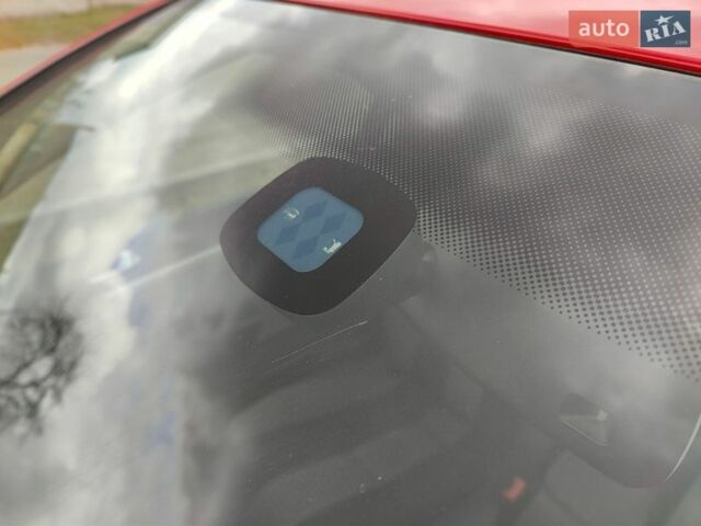 Красный Фольксваген Гольф, объемом двигателя 1.6 л и пробегом 184 тыс. км за 6200 $, фото 19 на Automoto.ua