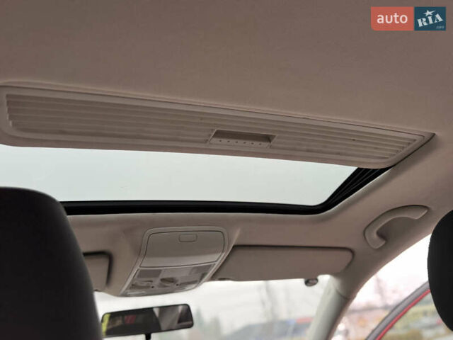 Червоний Фольксваген Гольф, об'ємом двигуна 1.4 л та пробігом 231 тис. км за 5600 $, фото 38 на Automoto.ua