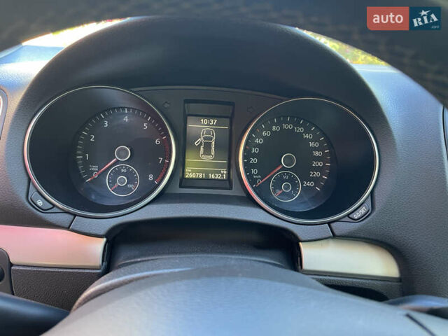 Червоний Фольксваген Гольф, об'ємом двигуна 1.39 л та пробігом 257 тис. км за 7990 $, фото 16 на Automoto.ua