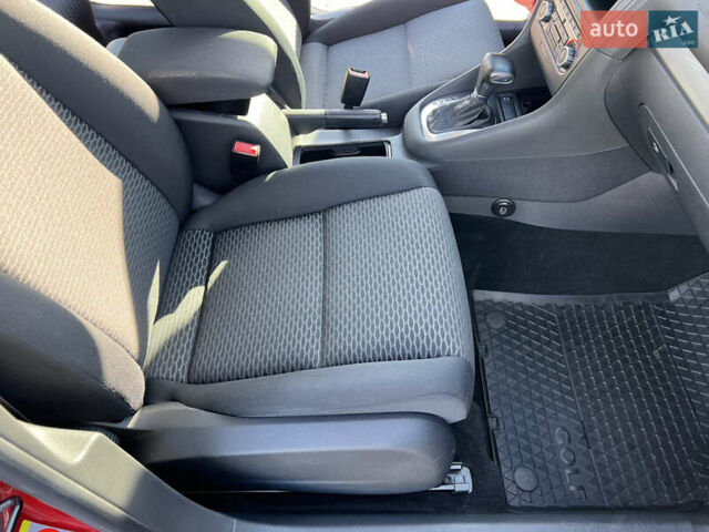 Червоний Фольксваген Гольф, об'ємом двигуна 1.6 л та пробігом 195 тис. км за 6900 $, фото 18 на Automoto.ua