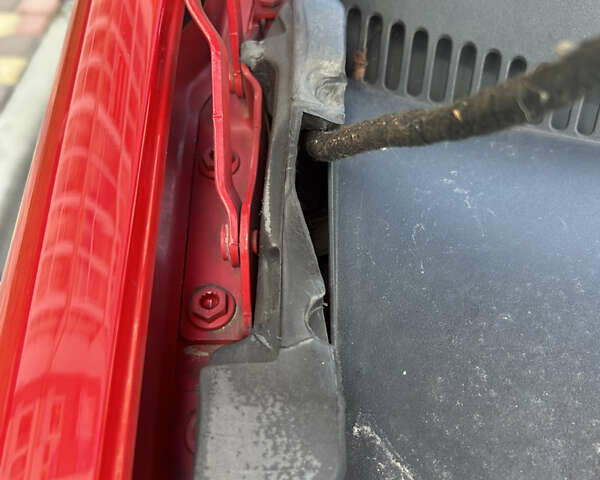 Красный Фольксваген Гольф, объемом двигателя 1.4 л и пробегом 205 тыс. км за 7350 $, фото 50 на Automoto.ua