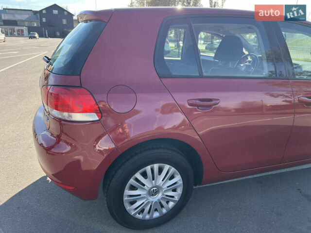 Червоний Фольксваген Гольф, об'ємом двигуна 1.6 л та пробігом 195 тис. км за 6900 $, фото 6 на Automoto.ua