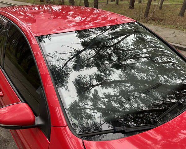 Красный Фольксваген Гольф, объемом двигателя 1.6 л и пробегом 288 тыс. км за 8000 $, фото 24 на Automoto.ua