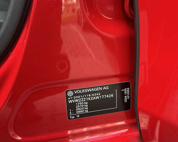 Красный Фольксваген Гольф, объемом двигателя 1.4 л и пробегом 205 тыс. км за 7350 $, фото 35 на Automoto.ua