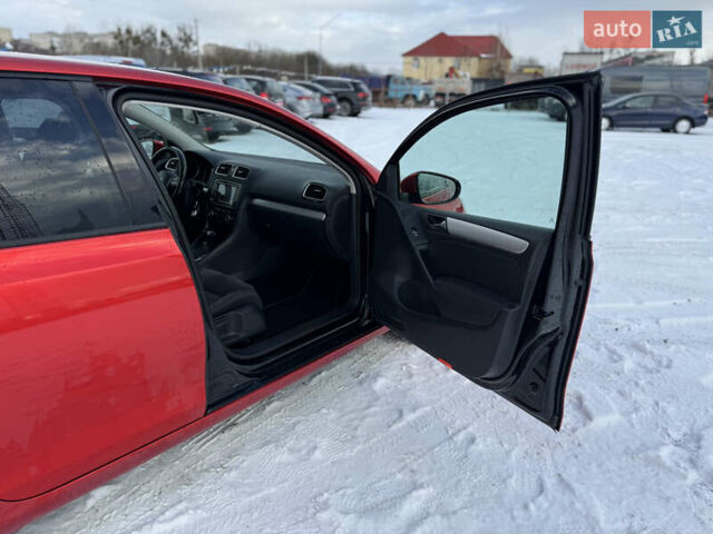 Червоний Фольксваген Гольф, об'ємом двигуна 1.4 л та пробігом 187 тис. км за 9499 $, фото 23 на Automoto.ua