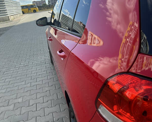 Красный Фольксваген Гольф, объемом двигателя 1.4 л и пробегом 205 тыс. км за 7350 $, фото 6 на Automoto.ua