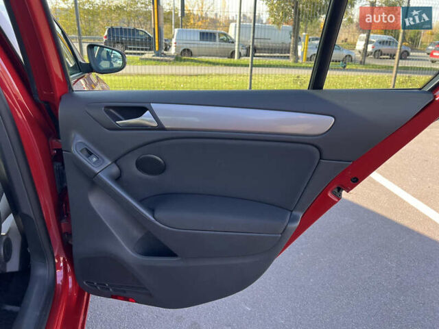 Червоний Фольксваген Гольф, об'ємом двигуна 1.6 л та пробігом 195 тис. км за 6900 $, фото 21 на Automoto.ua