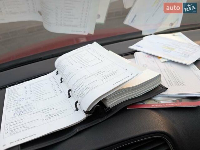 Красный Фольксваген Гольф, объемом двигателя 1.39 л и пробегом 186 тыс. км за 7500 $, фото 45 на Automoto.ua