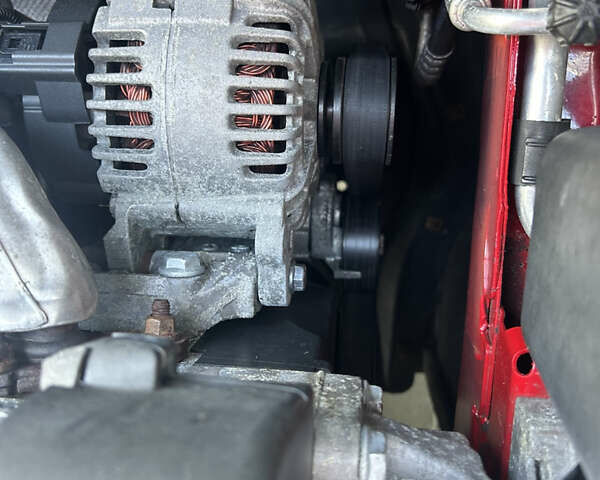 Красный Фольксваген Гольф, объемом двигателя 1.4 л и пробегом 205 тыс. км за 7350 $, фото 54 на Automoto.ua