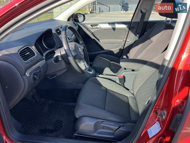 Червоний Фольксваген Гольф, об'ємом двигуна 1.6 л та пробігом 195 тис. км за 6900 $, фото 27 на Automoto.ua