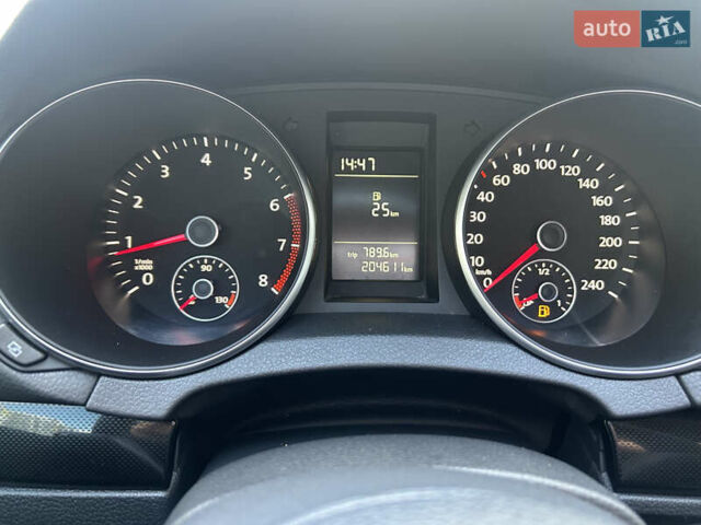 Красный Фольксваген Гольф, объемом двигателя 1.4 л и пробегом 205 тыс. км за 7350 $, фото 56 на Automoto.ua