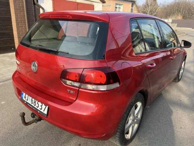 Красный Фольксваген Гольф, объемом двигателя 1.4 л и пробегом 257 тыс. км за 8500 $, фото 2 на Automoto.ua