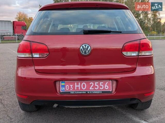 Красный Фольксваген Гольф, объемом двигателя 1.39 л и пробегом 186 тыс. км за 7500 $, фото 11 на Automoto.ua