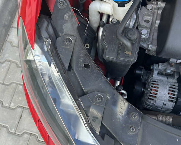 Красный Фольксваген Гольф, объемом двигателя 1.4 л и пробегом 205 тыс. км за 7350 $, фото 46 на Automoto.ua