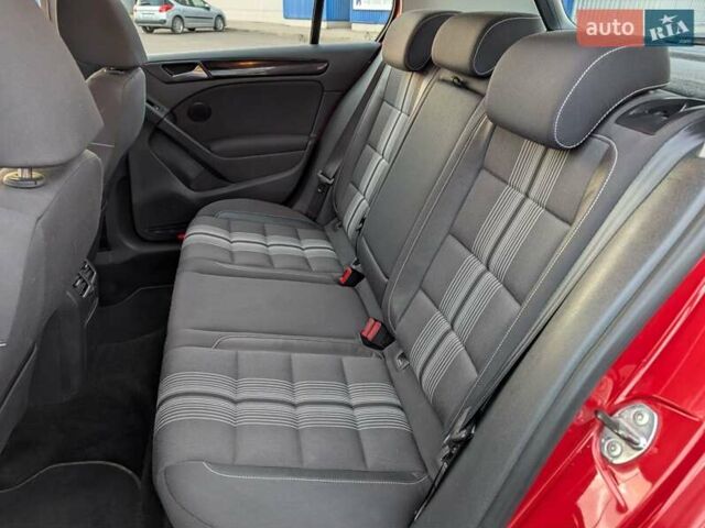 Красный Фольксваген Гольф, объемом двигателя 1.39 л и пробегом 186 тыс. км за 7500 $, фото 21 на Automoto.ua