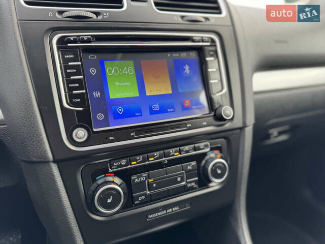 Червоний Фольксваген Гольф, об'ємом двигуна 1.4 л та пробігом 187 тис. км за 9499 $, фото 28 на Automoto.ua