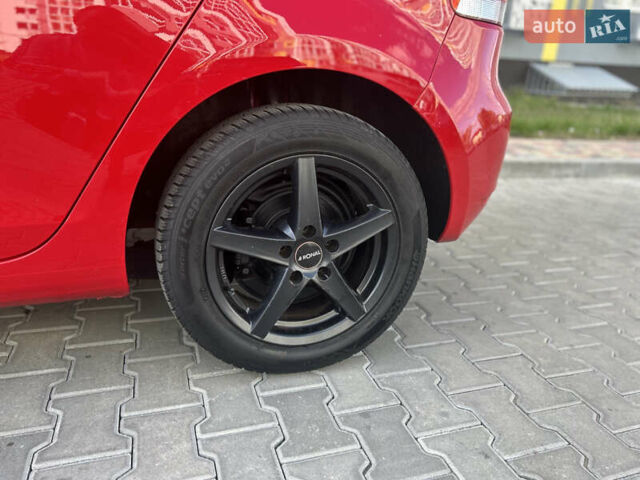 Красный Фольксваген Гольф, объемом двигателя 1.4 л и пробегом 205 тыс. км за 7350 $, фото 8 на Automoto.ua