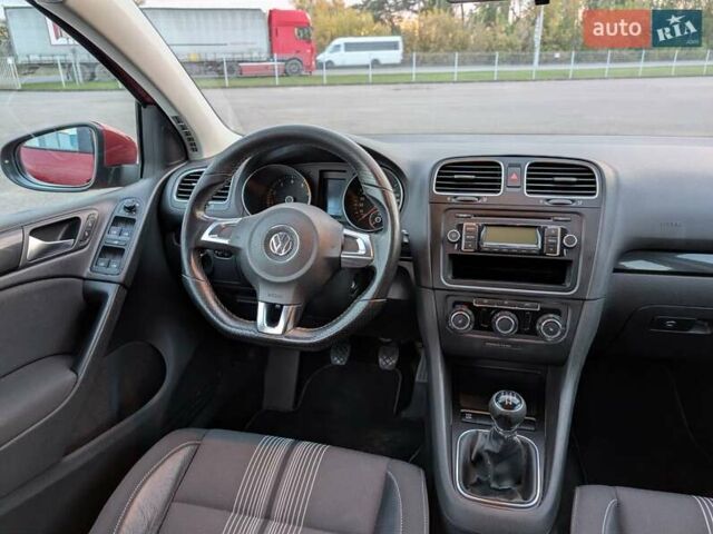 Красный Фольксваген Гольф, объемом двигателя 1.39 л и пробегом 186 тыс. км за 7500 $, фото 36 на Automoto.ua