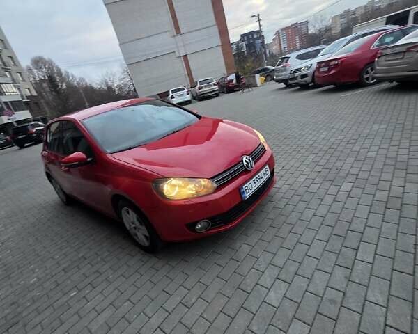 Красный Фольксваген Гольф, объемом двигателя 1.39 л и пробегом 247 тыс. км за 7200 $, фото 3 на Automoto.ua