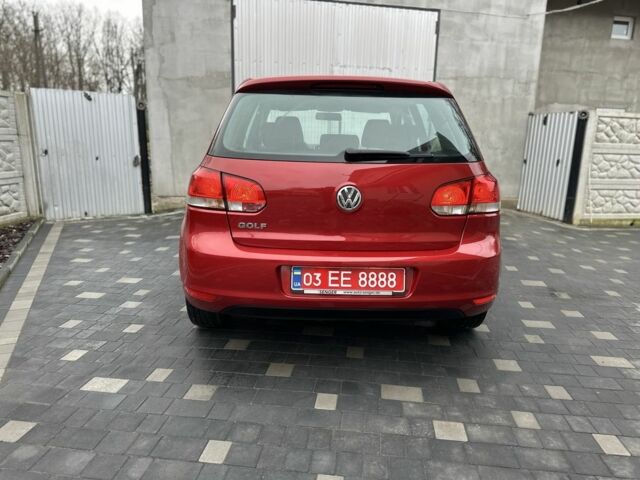 Красный Фольксваген Гольф, объемом двигателя 1.4 л и пробегом 202 тыс. км за 7300 $, фото 4 на Automoto.ua