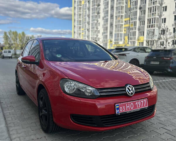 Красный Фольксваген Гольф, объемом двигателя 1.4 л и пробегом 205 тыс. км за 7350 $, фото 11 на Automoto.ua