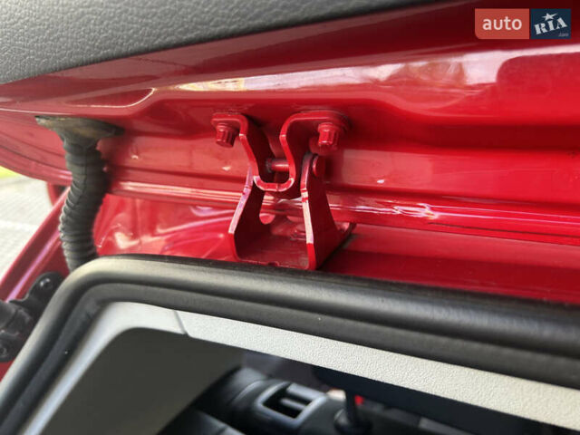 Красный Фольксваген Гольф, объемом двигателя 1.4 л и пробегом 205 тыс. км за 7350 $, фото 32 на Automoto.ua