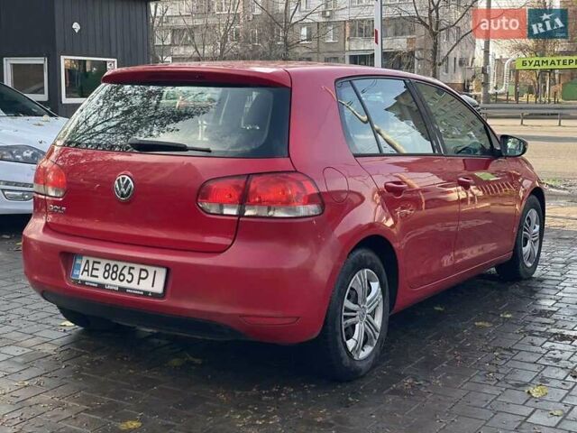 Красный Фольксваген Гольф, объемом двигателя 1.2 л и пробегом 205 тыс. км за 6800 $, фото 8 на Automoto.ua