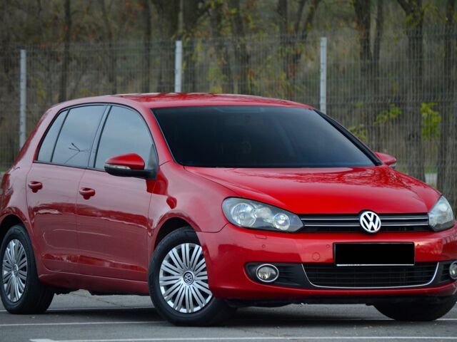 Червоний Фольксваген Гольф, об'ємом двигуна 1.4 л та пробігом 150 тис. км за 7500 $, фото 1 на Automoto.ua