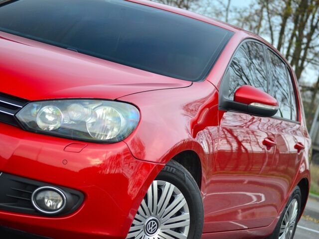Червоний Фольксваген Гольф, об'ємом двигуна 1.4 л та пробігом 150 тис. км за 6999 $, фото 2 на Automoto.ua
