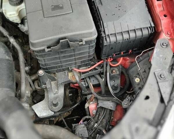 Красный Фольксваген Гольф, объемом двигателя 1.4 л и пробегом 210 тыс. км за 7499 $, фото 20 на Automoto.ua