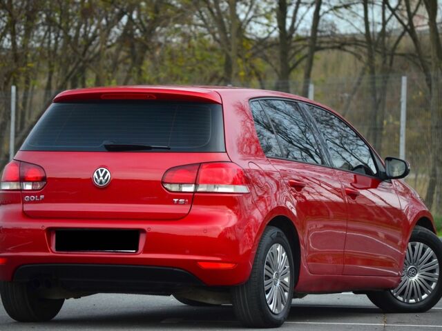 Червоний Фольксваген Гольф, об'ємом двигуна 1.4 л та пробігом 150 тис. км за 6999 $, фото 3 на Automoto.ua