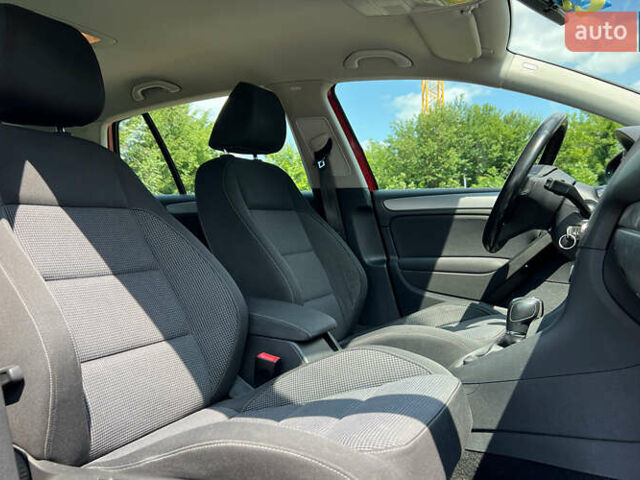 Красный Фольксваген Гольф, объемом двигателя 1.4 л и пробегом 156 тыс. км за 10350 $, фото 18 на Automoto.ua