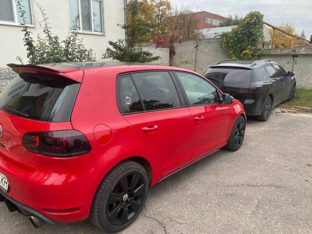 Красный Фольксваген Гольф, объемом двигателя 2 л и пробегом 194 тыс. км за 8999 $, фото 1 на Automoto.ua