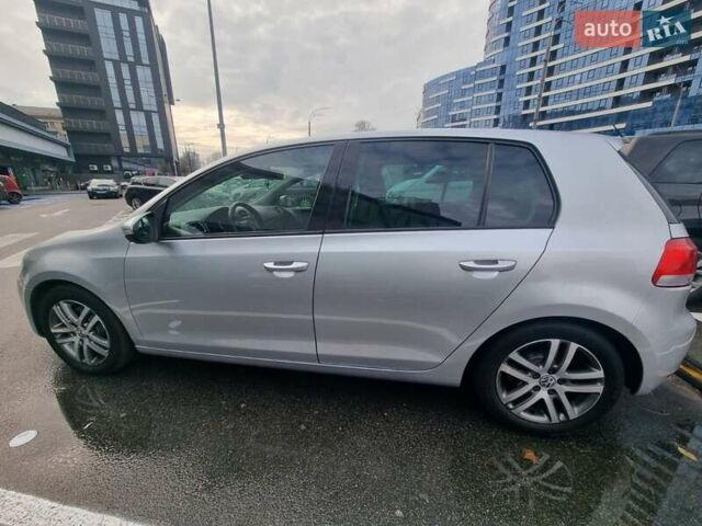 Красный Фольксваген Гольф, объемом двигателя 1.39 л и пробегом 177 тыс. км за 8499 $, фото 10 на Automoto.ua