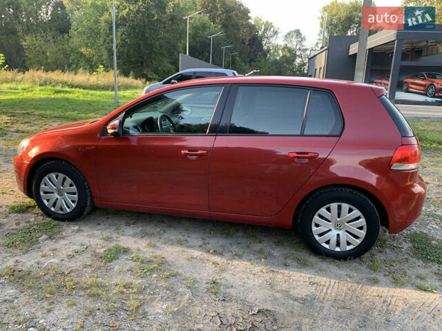 Красный Фольксваген Гольф, объемом двигателя 1.2 л и пробегом 202 тыс. км за 6300 $, фото 16 на Automoto.ua