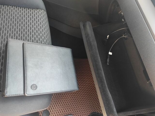 Красный Фольксваген Гольф, объемом двигателя 0 л и пробегом 130 тыс. км за 10000 $, фото 20 на Automoto.ua