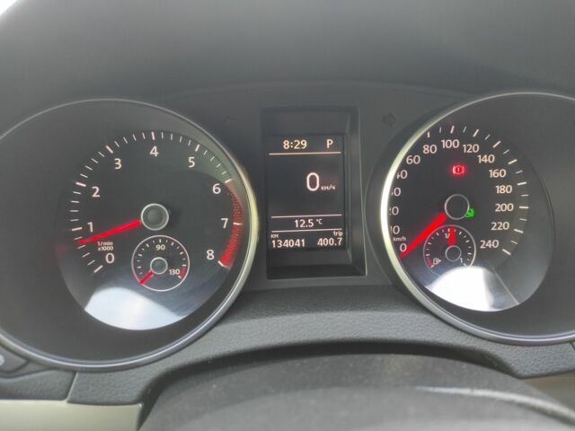 Красный Фольксваген Гольф, объемом двигателя 0 л и пробегом 130 тыс. км за 10000 $, фото 11 на Automoto.ua