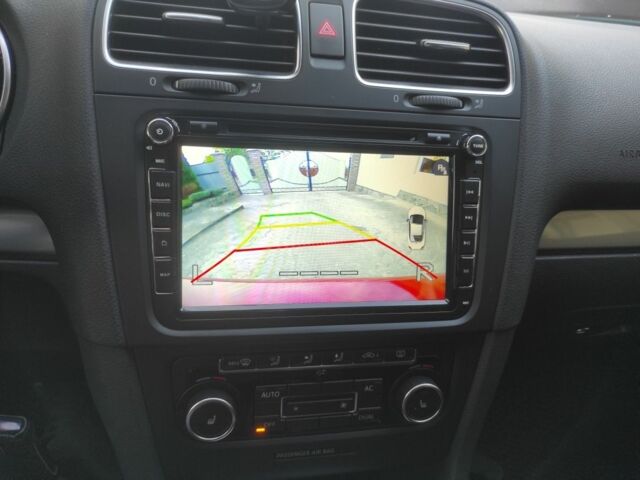 Красный Фольксваген Гольф, объемом двигателя 0 л и пробегом 130 тыс. км за 10000 $, фото 8 на Automoto.ua