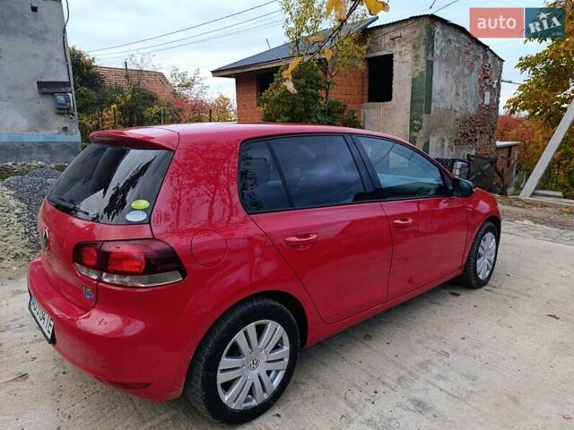 Красный Фольксваген Гольф, объемом двигателя 1.39 л и пробегом 151 тыс. км за 8900 $, фото 5 на Automoto.ua