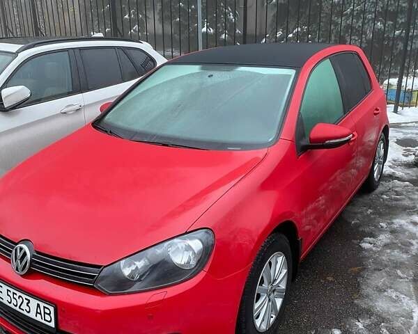 Червоний Фольксваген Гольф, об'ємом двигуна 1.39 л та пробігом 119 тис. км за 13000 $, фото 2 на Automoto.ua