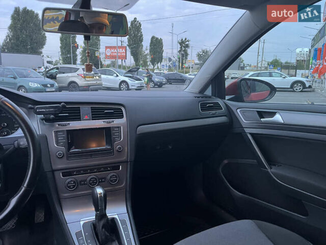 Червоний Фольксваген Гольф, об'ємом двигуна 1.4 л та пробігом 170 тис. км за 10500 $, фото 14 на Automoto.ua